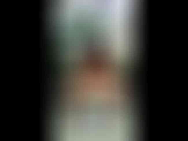 Download: JulieGambel - Ich schüttle meinen saftigen Arsch für dich