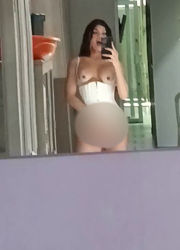 Download: JulieGambel - Ich will dich in meinem Zimmer