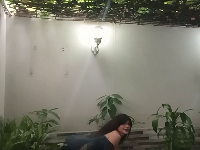 Download: JulieGambel - Smaragdgrünes Kleid