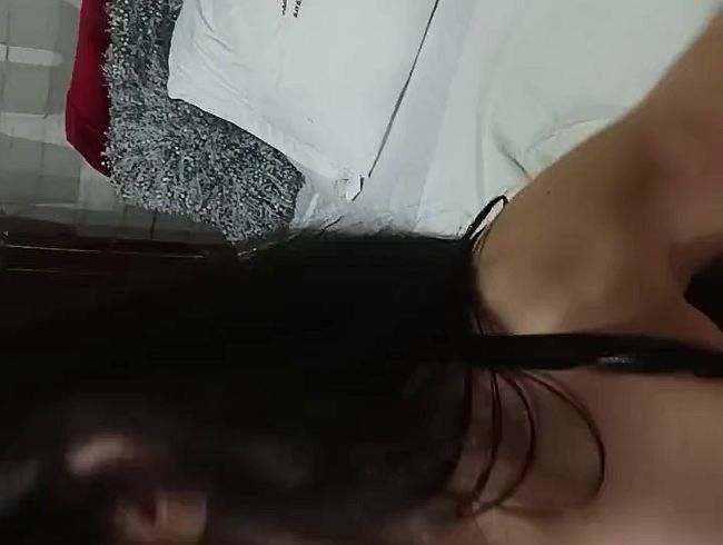 Download: JulieGambel - Extreme Masturbation