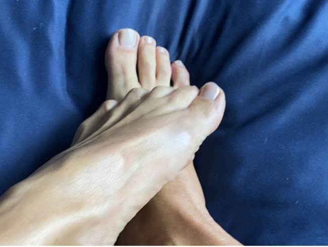 Download: KADA-LOVE - Fuß Video Teil 2