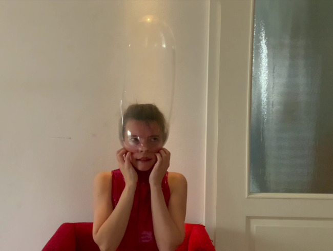 Download: KarinaHH - Kondom über Kopf (Userwunsch)