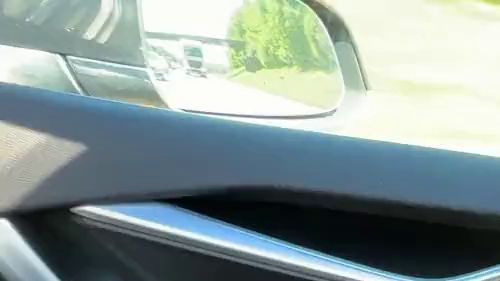 Download: KatherinePierce - Public Squirt im Auto !!!