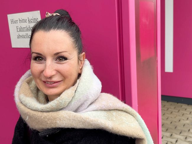 Download: KatiFrench - Fremdschwanz im PORNOKINO abgemolken - 3 Wochen OHNE WICHSEN??? Ich bin sprachlos...