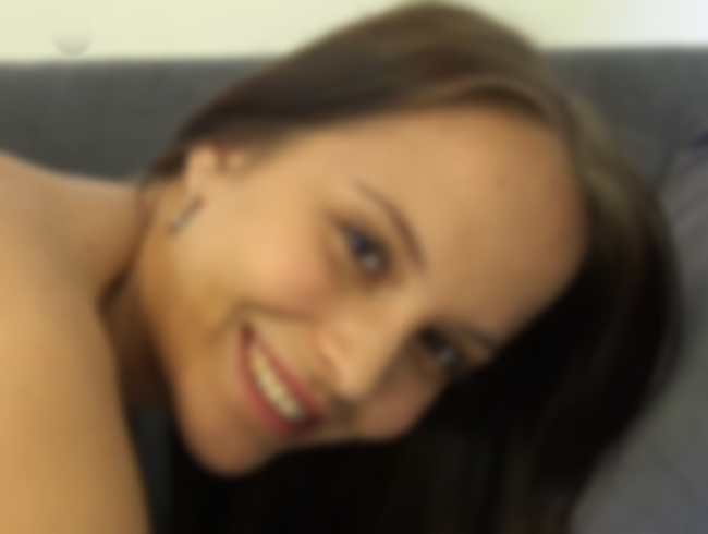 Download: KatyFox - Er spritzt einfach rein! Meine Fotze war wohl einfach viel zu eng für ihn!