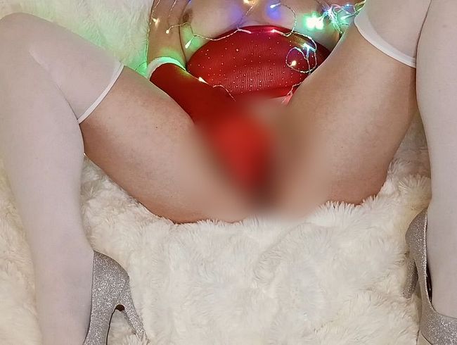 Download: Kinky_MissFeet48 - Weihnachtsschlampe fickt die Glaszuckerstock...schleimig geil!!!