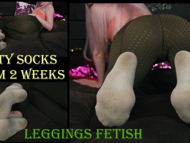 Download: KiraLoster - Schmutzige Socken ab 2 Wochen und Leggings Fetisch