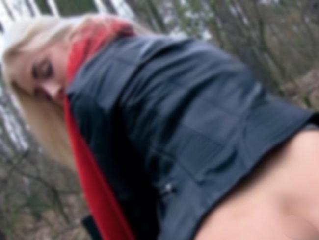 Download: KleineMiriam - Brr viel zu kalt zum ficken? Nein niemals!!!