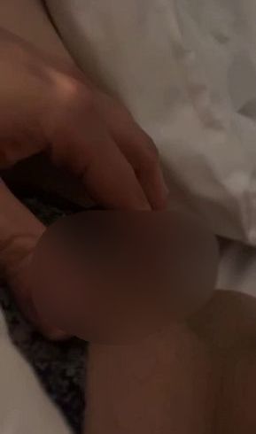 Download: Knusperkeks2025 - Feuchte Muschi spritz ab mit Piercing drin es war so geil guckt es euch an