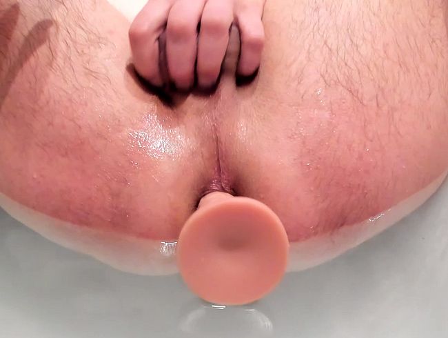 Download: Krasser666krass - Baden mit Dildo im Arsch