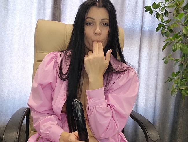 Download: KristinaSlut - Weibliche Dominanz, Anal, Strap-on-Penetration. Muschi und Arsch lecken.