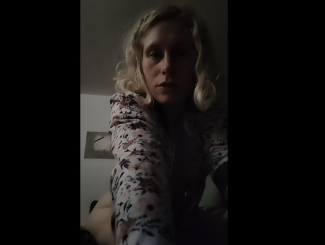 Download: La_Lou - Arschloch präsentieren und verwöhnen