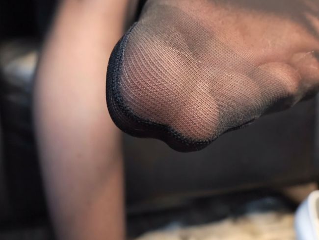 Download: Lady-Amy - Füße und Ferse in Nylons