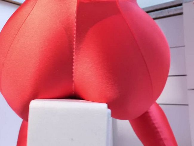 Download: Lady-Amy - Zertreten - ich liebe es zu zerstören - stehst du auch auf crushing