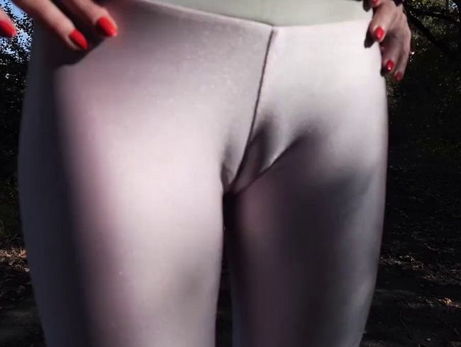 Download: Lady-Amy - Hellrosa Cameltoe Leggings - mit schwarzen Stiefeln