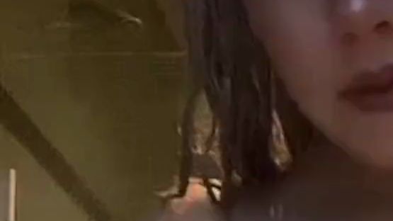 Download: Lady-Khaleesi - SCHAU mal her.. Wie ich mich anfasse und dir meinen Körper präsentiere!!