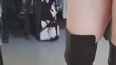 Download: LadyJennifer - Ich laufe in meinen neuen Overknees - gefallen sie dir?