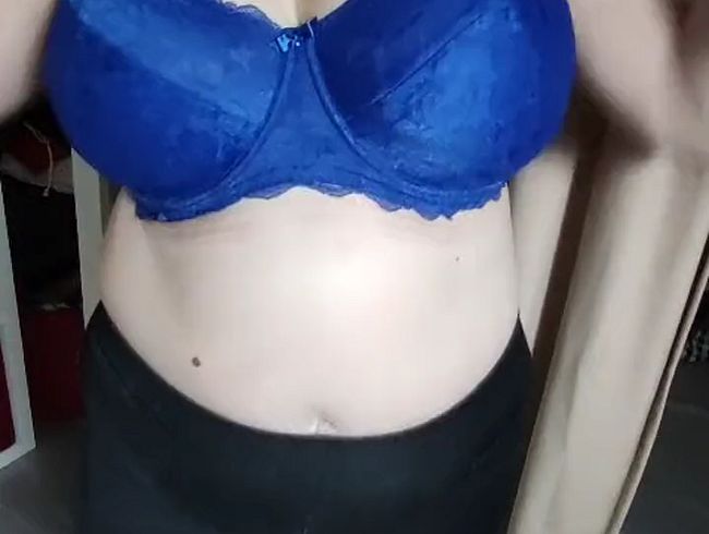 Download: LadyJennifer - Voyeur - schau mir beim umziehen zu mein Schatz