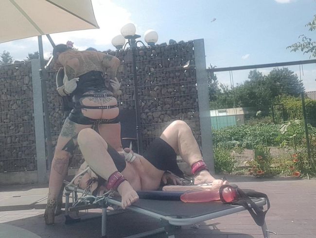 Download: LadyVampira - Double Deepthroat 1/2