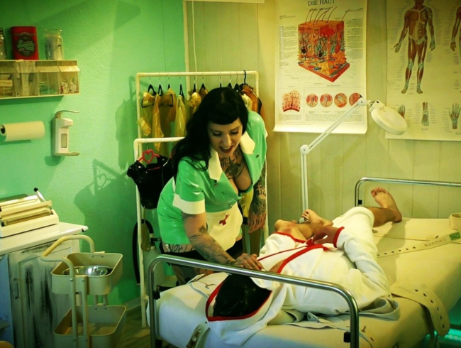 Download: LadyVampira - The Tease Of Denial 1