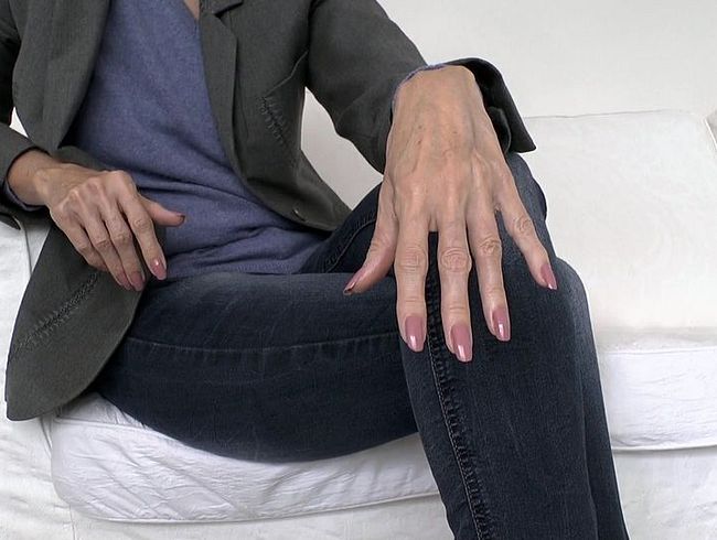 Download: LadyVictoria - Meine langen Rosa Fingernägel machen Dich schwach, JOi, Lady Victoria