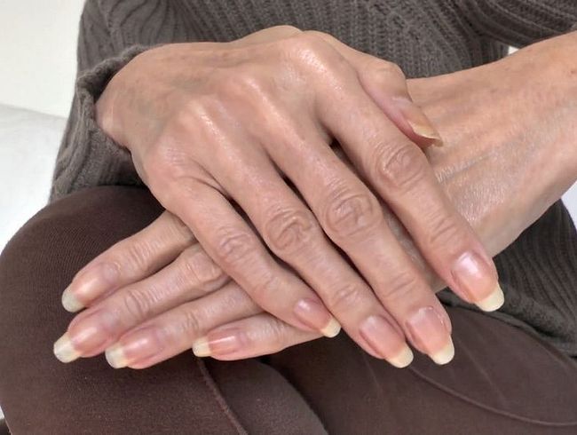 Download: LadyVictoria - Natürliche lange Fingernägel, Mittelfinger und Finger schnipsen, JOI, Lady Victoria