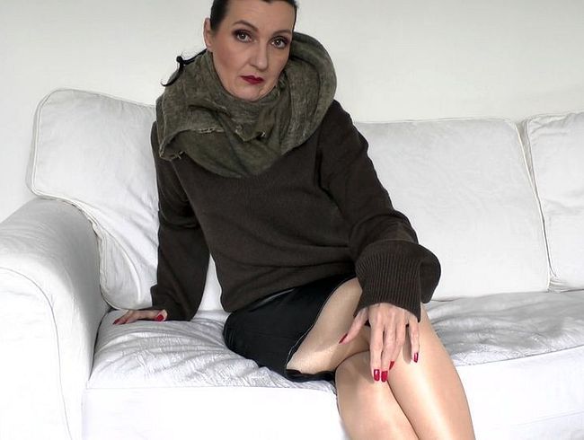 Download: LadyVictoria - 12 Tage Vor Deiner Hochzeit: Tabu-Begegnung - Spritz ab in Deine Hand und lecke sie sauber