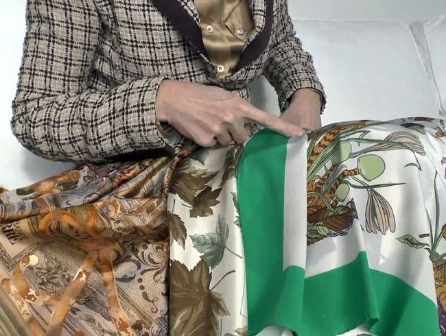 Download: LadyVictoria - Abspritzen auf meinen Seidenschal, Lady Victoria