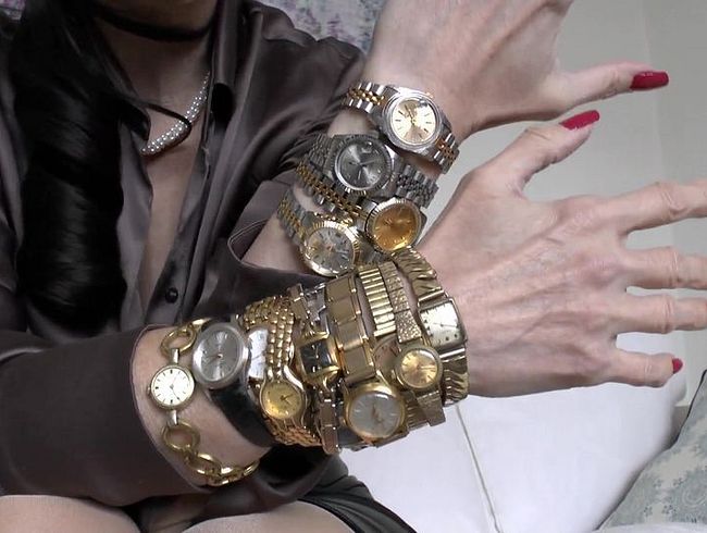 Download: LadyVictoria - Nach der Uhren Erbschaft: Geile Uhrengeräusche bei Wichsbewegungen, Lady Victoria