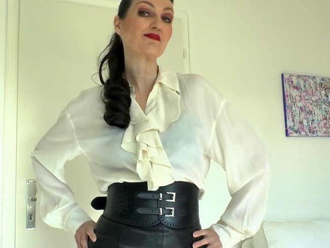 Download: LadyVictoria - Breite enge Gürtel Teil 76 Lady Victoria