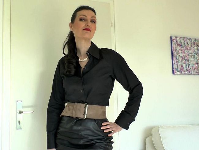 Download: LadyVictoria - Breite enge Gürtel Teil 78 Lady Victoria