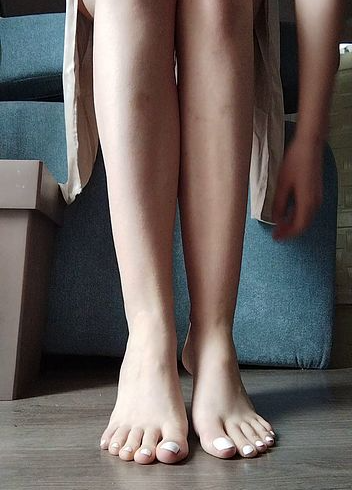 Download: LanaLayden - Etwas für meine Fußliebhaber! Schöne Bein- und Fußmassage mit Öl