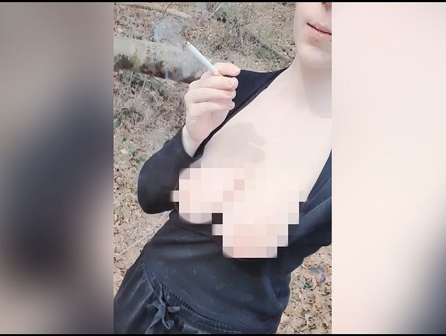 Download: LanaSweet99 - smoking and tits