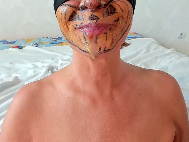 Download: Laniam62 - Stiefsohn neckt Stiefmutter-MILF mit Blowjob von großem Schwanz.