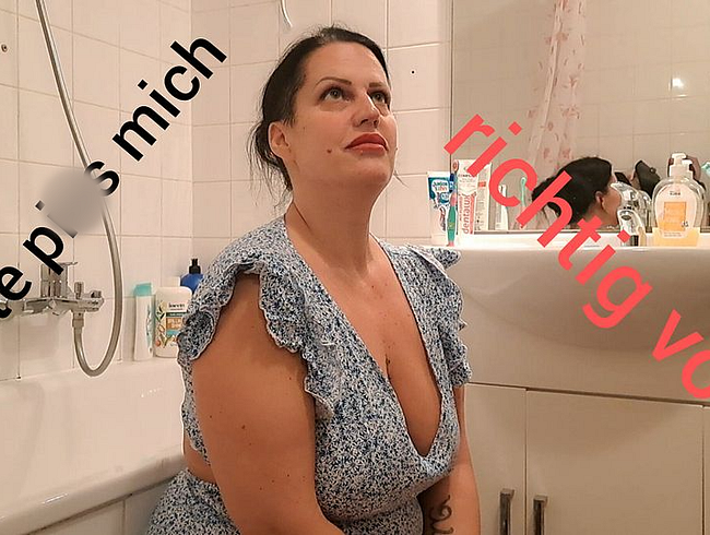 Download: Laura05 - Ich brauche Pisse