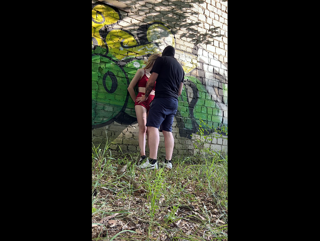 Download: Lauras-World - Outdoor sex