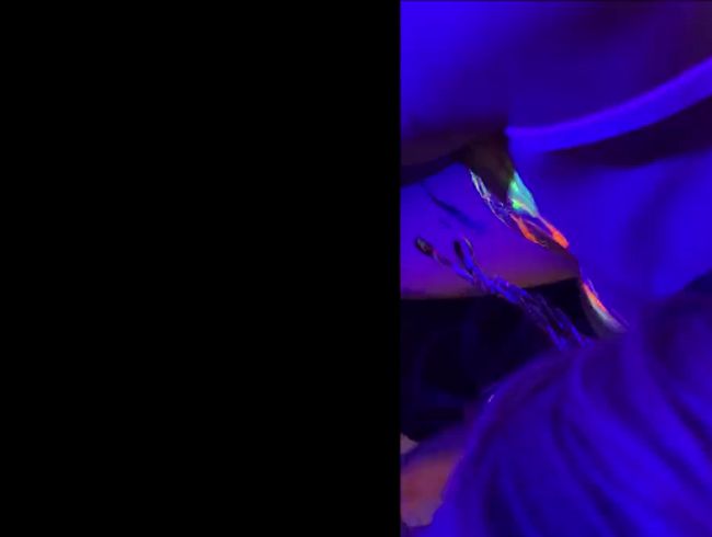 Download: Lauras-World - Habe den besten freund meines Partners den Schwanz geblasen?