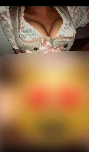 Download: LaurasWelt - Oktoberfest Creampie gefi**t im POV