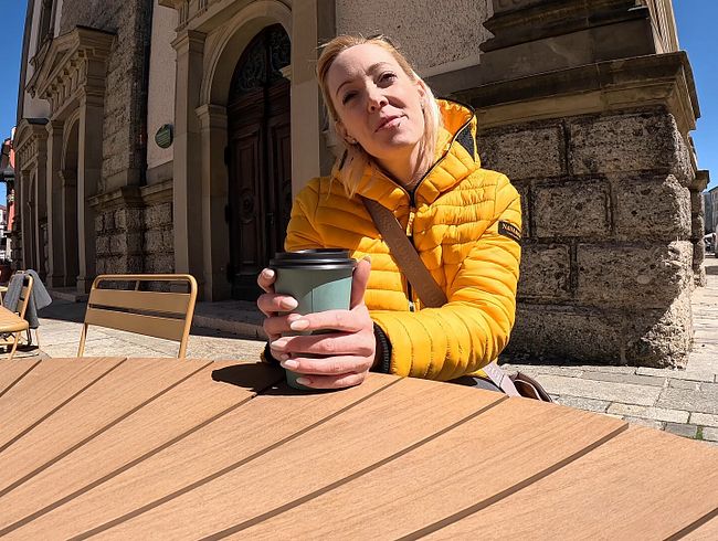 Download: Lea_Kirsch - SCHOCK! Fan erkennt mich auf der Straße! Spontaner AO Creampie Fick auf dem Stadt-Parkplatz !
