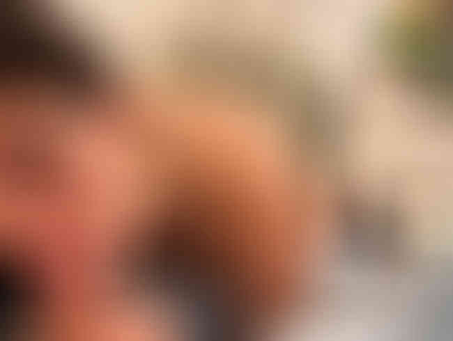 Download: LeahSnuSnu - Nach der SILVESTERPARTY abgeschleppt und zum ORGASMUS Gefickt!