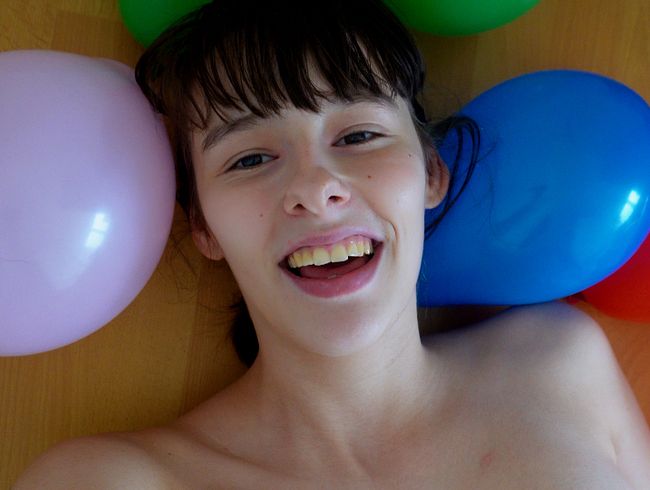 Download: LenaBlush - LoonerLust! Mein erstes mal mit Ballons!