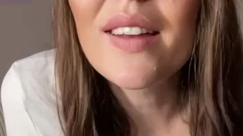 Download: Liana99 - Bist du bereit mein Sklave !? Ich hab ein paar Aufgaben für dich !!!