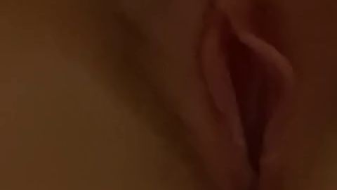 Download: Liana99 - POV ich setze mich auf dein Gesicht !