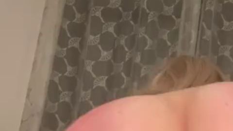 Download: Liana99 - Stripp mit heißer Wichsanleitung