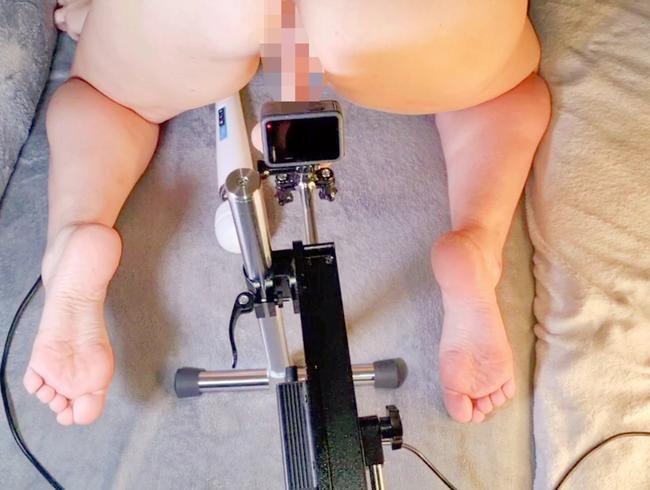 Download: LiesaBDSM - Live-Cam Special mit Fickmaschine am Weltpizzatag XD (Doggy)