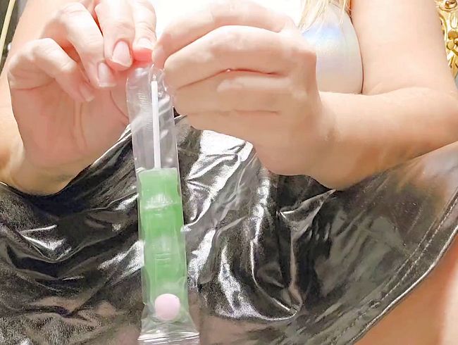 Download: LiesaBDSM - Liesas Halloween - Food Insertion - Blanke Pussy