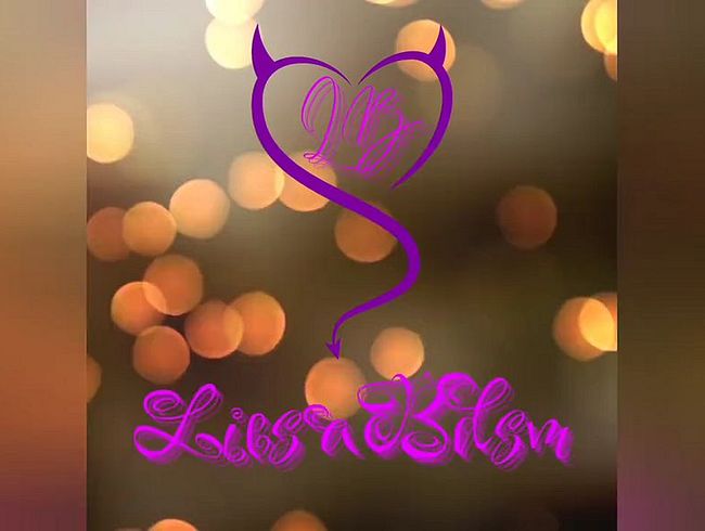 Download: LiesaBDSM - Pflege meiner geilen, behaarten Muschi unter der Dusche