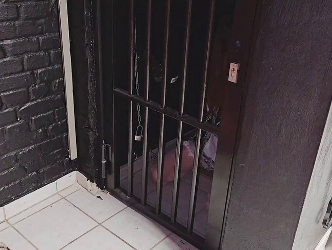 Download: LiesaBDSM - Liesas Fetisch-Adventskalender Türchen 7 - Job eines Putzsklaven der besonderen Art SISSY