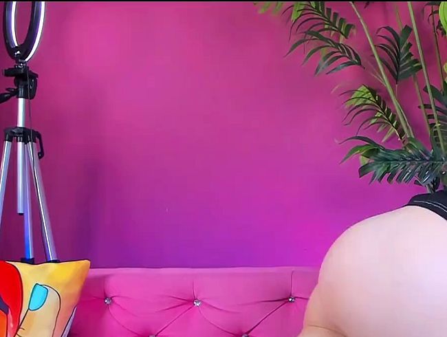 Download: Lil_Alice - Dildo Deepthroat & Blowjob für nuttiges E-Girl