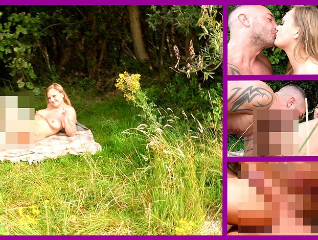 Download: LinaMila - NACKTE DRECKSAU VOM BAGGERSEE?! 100% FKK FLITTCHEN SCHLAMPEN FOTZE!